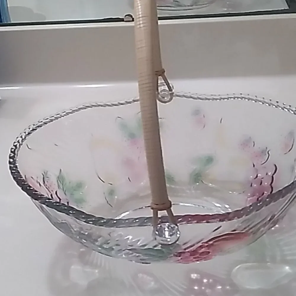Bountiful Color Glass Basket